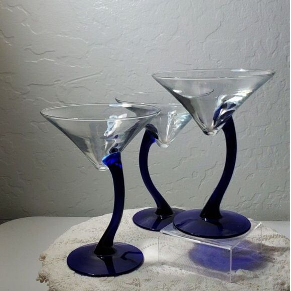 Martini Glasses Cobalt Blue Bavura Libby 3 in the set ~Vintage~ - Picture 4 of 6